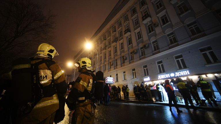 Пожар в жилом доме в центре Москвы