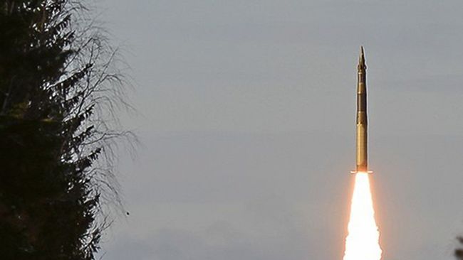Пуск баллистической ракеты РС-24 Ярс