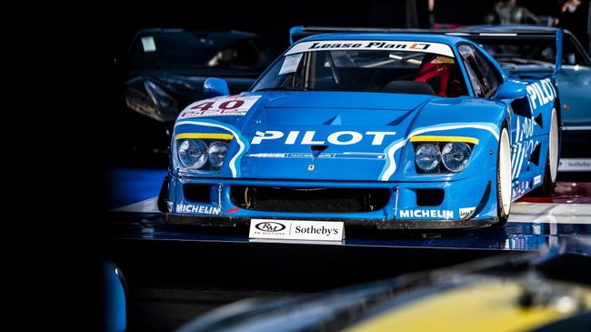 Редкий гоночный суперкар Ferrari F40 LM 1987 года, проданный на аукционе Sotheby’s в Париже за 4,3 миллиона евро Редкий гоночный суперкар Ferrari F40 LM 1987 года, проданный на аукционе Sotheby’s в Париже за 4,3 миллиона евро
