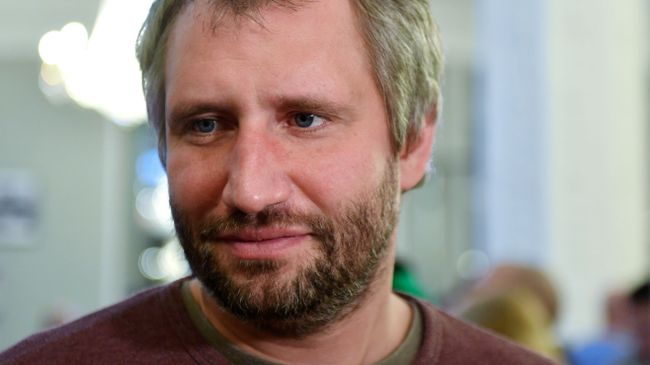 Режиссер, сценарист и сопродюсер Юрий Быков Режиссер, сценарист и сопродюсер Юрий Быков