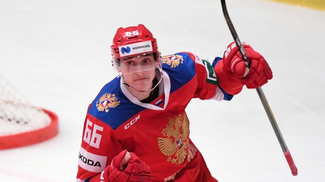Форвард сборной России Илья Михеев