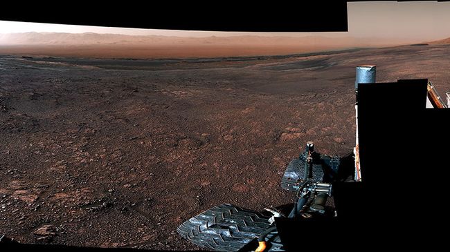 Панорама, сделанная марсоходом Curiosity на хребте Rock Hall
