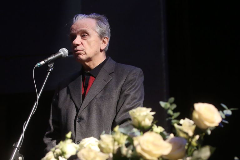 Актер Евгений Стеблов на церемонии прощания с актером Сергеем Юрским в театре имени Моссовета Актер Евгений Стеблов на церемонии прощания с актером Сергеем Юрским в театре имени Моссовета