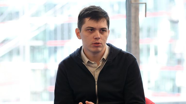 Кинорежиссер Александр Золотухин, выпускник мастерской Сокурова во время интервью, посвященного премьере фильма Мальчик русский в рамках 69-го Берлинского международного кинофестиваля Берлинале - 2019. 12 февраля 2019 Кинорежиссер Александр Золотухин, выпускник мастерской Сокурова во время интервью, посвященного премьере фильма Мальчик русский в рамках 69-го Берлинского международного кинофестиваля Берлинале - 2019. 12 февраля 2019