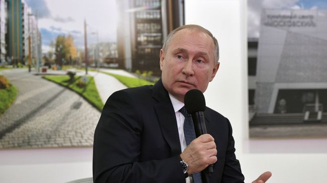 Президент РФ Владимир Путин в Казани Президент РФ Владимир Путин в Казани