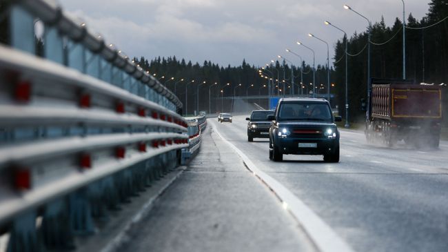 Автомобили на федеральной автомобильной дороге Автомобили на федеральной автомобильной дороге