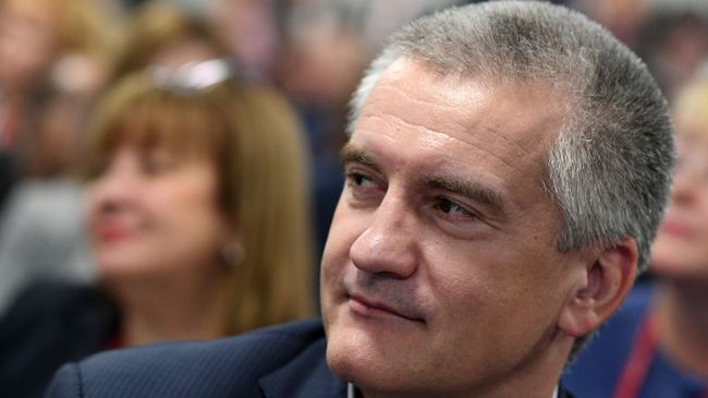 Глава Крыма Сергей Аксенов Глава Крыма Сергей Аксенов