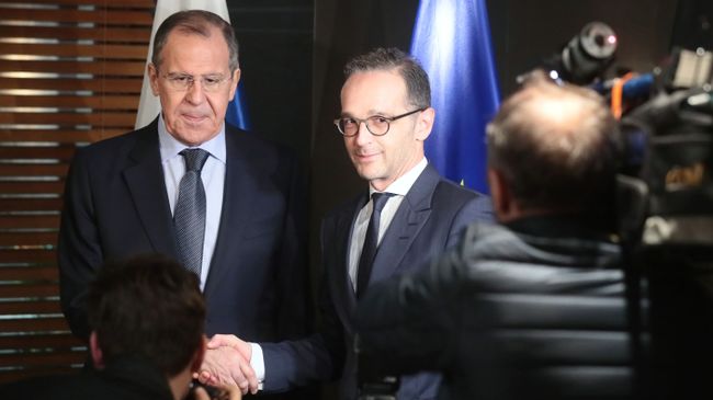 Министр иностранных дел РФ Сергей Лавров и министр иностранных дел ФРГ Хайко Маас во время встречи на деловом завтраке в рамках Мюнхенской конференции по безопасности Министр иностранных дел РФ Сергей Лавров и министр иностранных дел ФРГ Хайко Маас во время встречи на деловом завтраке в рамках Мюнхенской конференции по безопасности