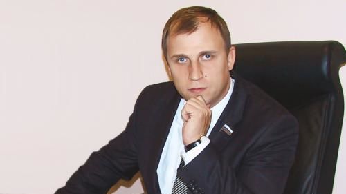 Член комитета Госдумы по труду, социальной политике и делам ветеранов Сергей Вострецов Член комитета Госдумы по труду, социальной политике и делам ветеранов Сергей Вострецов - РИА Новости, 1920, 11.09.2020