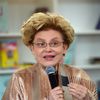 Доктор медицинских наук, профессор и телеведущая Елена Малышева