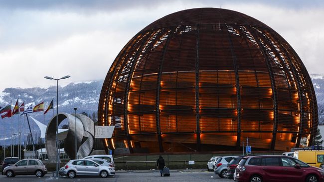 Глобус - символ Европейского совета по ядерным исследованиям ЦЕРН (CERN) в Женеве
