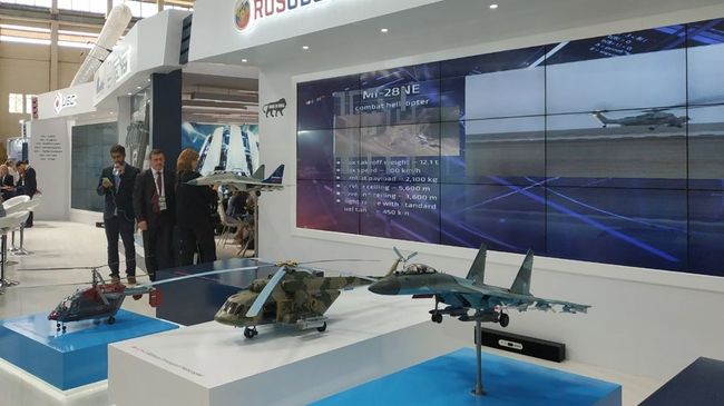Стенд компании Рособоронэкспорт на выставке Стенд компании Рособоронэкспорт на выставке