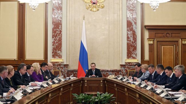 Председатель правительства РФ Дмитрий Медведев проводит совещание с членами кабинета министров РФ. 21 февраля 2019