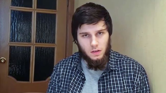 Стоп-кадр видео с участием Алибека Мирзеханова Стоп-кадр видео с участием Алибека Мирзеханова