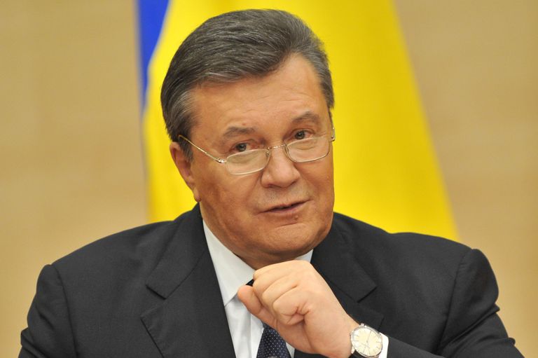 Отстраненный от должности президента Украины Виктор Янукович выступает на пресс-конференции в Ростове-на-Дону. 28 февраля 2014 Отстраненный от должности президента Украины Виктор Янукович выступает на пресс-конференции в Ростове-на-Дону. 28 февраля 2014