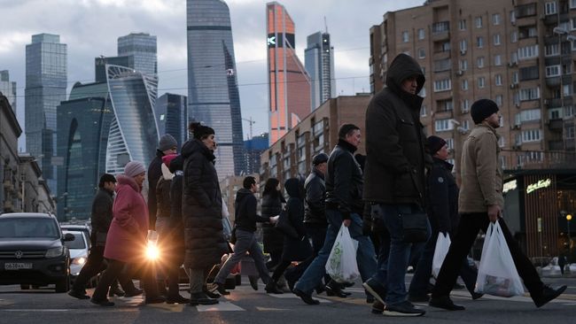 Пешеходный переход на Большой Дорогомиловской улице в Москве Пешеходный переход на Большой Дорогомиловской улице в Москве
