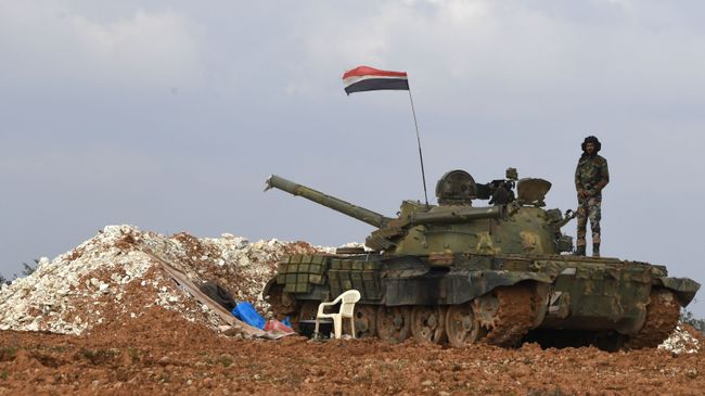 Военнослужащие сирийской армии на передовых позициях Военнослужащие сирийской армии на передовых позициях