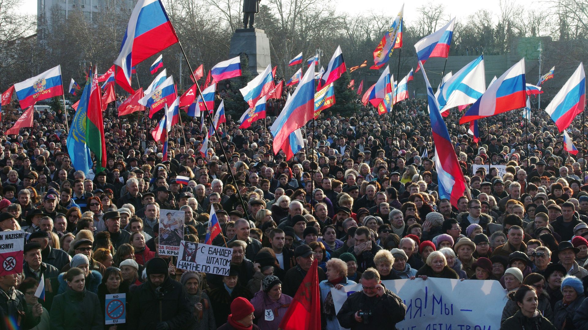 Участники митинга партии Народная воля в Севастополе Участники митинга партии Народная воля в Севастополе - РИА Новости, 1920, 17.12.2020