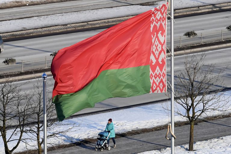 Флаг Белоруссии в Минске Флаг Белоруссии в Минске