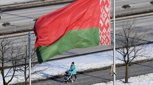 Флаг Белоруссии в Минске Флаг Белоруссии в Минске