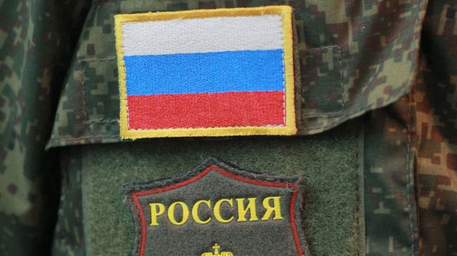 Шеврон на рукаве новой формы для военнослужащих российской армии Шеврон на рукаве новой формы для военнослужащих российской армии