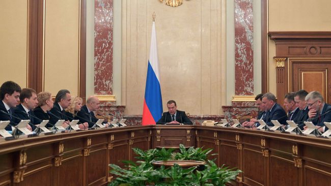 Дмитрий Медведев проводит совещание с членами кабинета министров РФ. 28 февраля 2019 Дмитрий Медведев проводит совещание с членами кабинета министров РФ. 28 февраля 2019