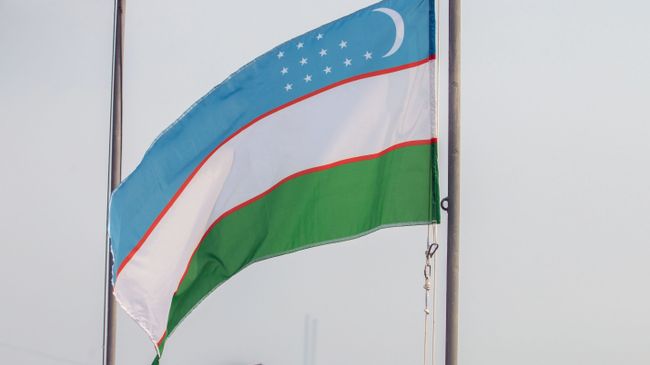 Флаг Узбекистана
