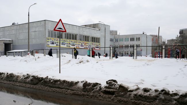 Школа №121 на Тонкинской улице в Нижнем Новгороде