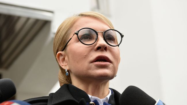 Кандидат в президенты Украины, лидер всеукраинского объединения Батькивщина Юлия Тимошенко Кандидат в президенты Украины, лидер всеукраинского объединения Батькивщина Юлия Тимошенко