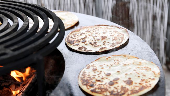 Блины на масленичной ярмарке 