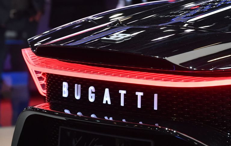 Гиперкар Bugatti La Voiture Noire на Международном Женевском автосалоне 2019 Гиперкар Bugatti La Voiture Noire на Международном Женевском автосалоне 2019