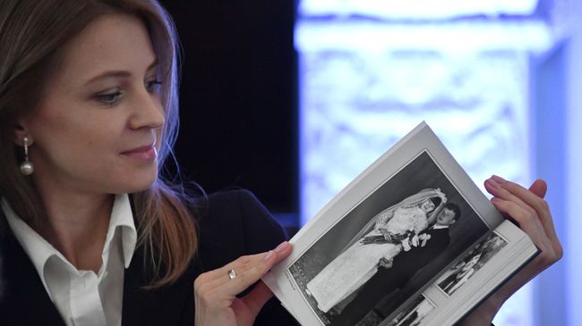 Наталья Поклонская во время презентации своей книги Крымская весна. До и после в Ливадийском дворце. 10 марта 2019 Наталья Поклонская во время презентации своей книги Крымская весна. До и после в Ливадийском дворце. 10 марта 2019