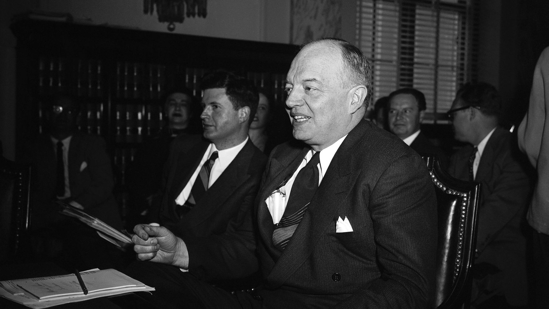 Гарольд Стассен в Вашингтоне, 1953 год Гарольд Стассен в Вашингтоне, 1953 год - РИА Новости, 1920, 25.04.2023