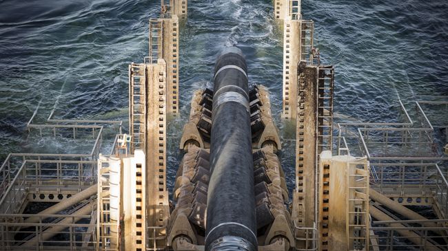 Укладка труб газопровода Северный поток-2 в территориальных водах Швеции Укладка труб газопровода Северный поток-2 в территориальных водах Швеции