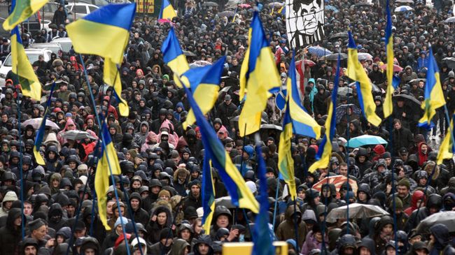 Митингующие в Киеве Митингующие в Киеве