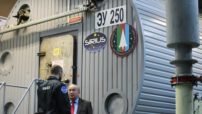 Наземный экспериментальный комплекс проекта по моделированию полета на Луну SIRIUS-19 Наземный экспериментальный комплекс проекта по моделированию полета на Луну SIRIUS-19
