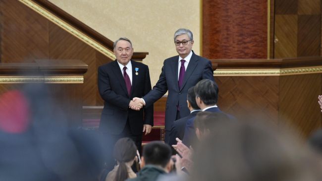 Нурсултан Назарбаев и Касым-Жомарт Токаев на совместном заседании палат парламента Казахстана. 20 марта 2019 Нурсултан Назарбаев и Касым-Жомарт Токаев на совместном заседании палат парламента Казахстана. 20 марта 2019