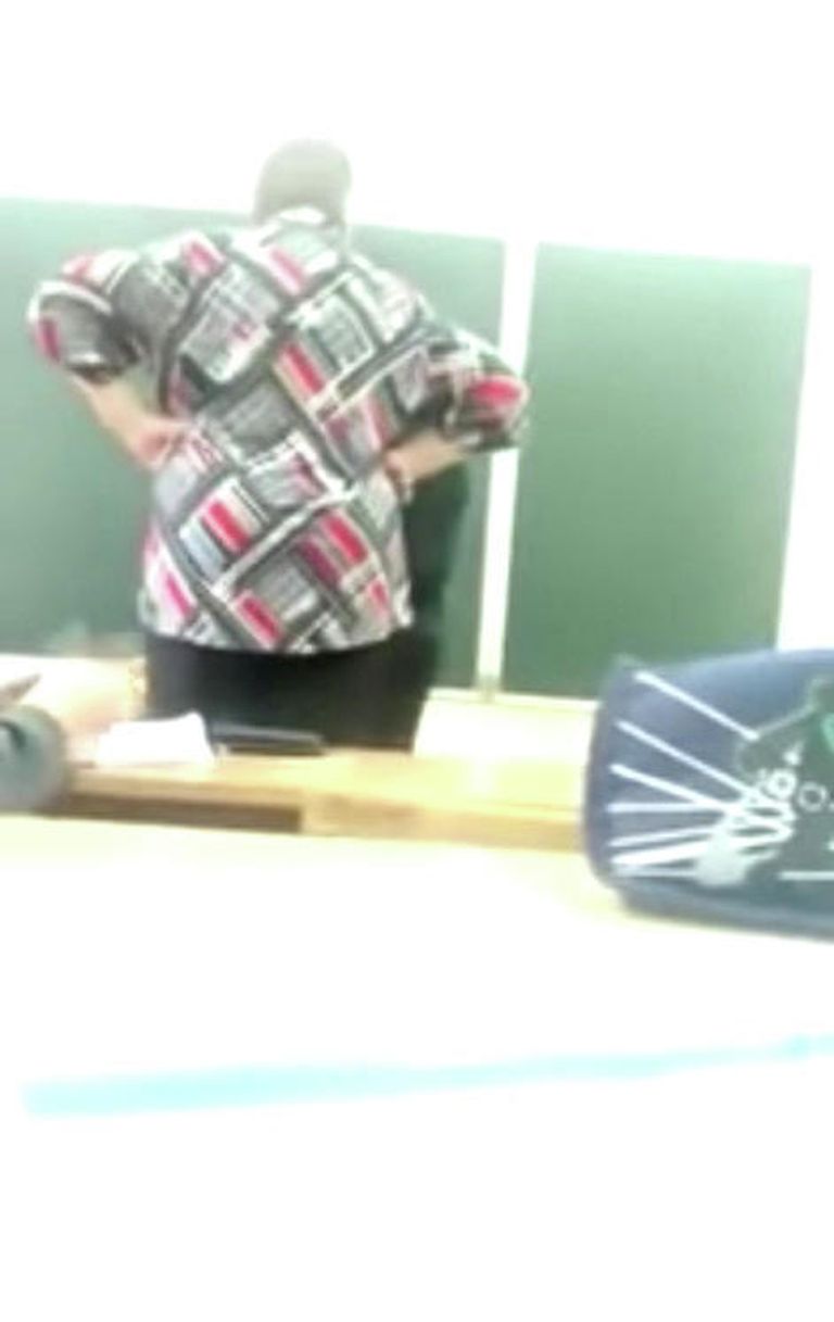Конфликт с учителем ИЗО в школе №2 в Сафоново