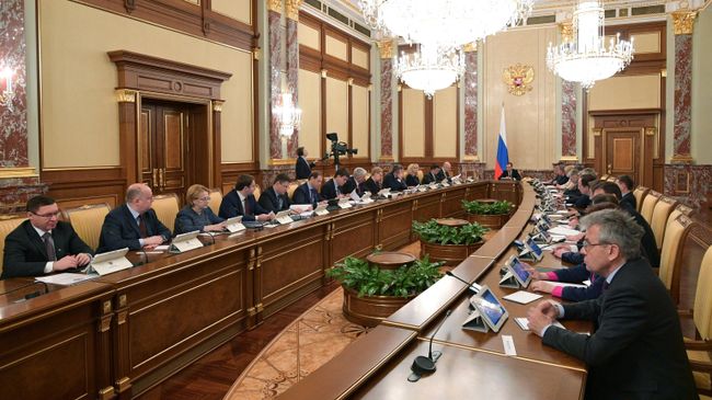 21 марта 2019. Председатель правительства РФ Дмитрий Медведев проводит заседание правительства РФ. 21 марта 2019 21 марта 2019. Председатель правительства РФ Дмитрий Медведев проводит заседание правительства РФ. 21 марта 2019