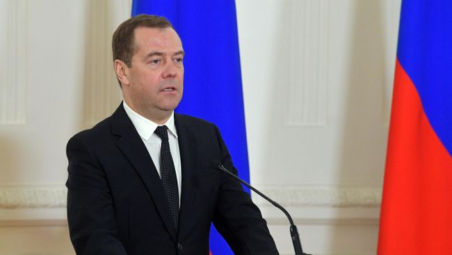 Председатель правительства РФ Дмитрий Медведев