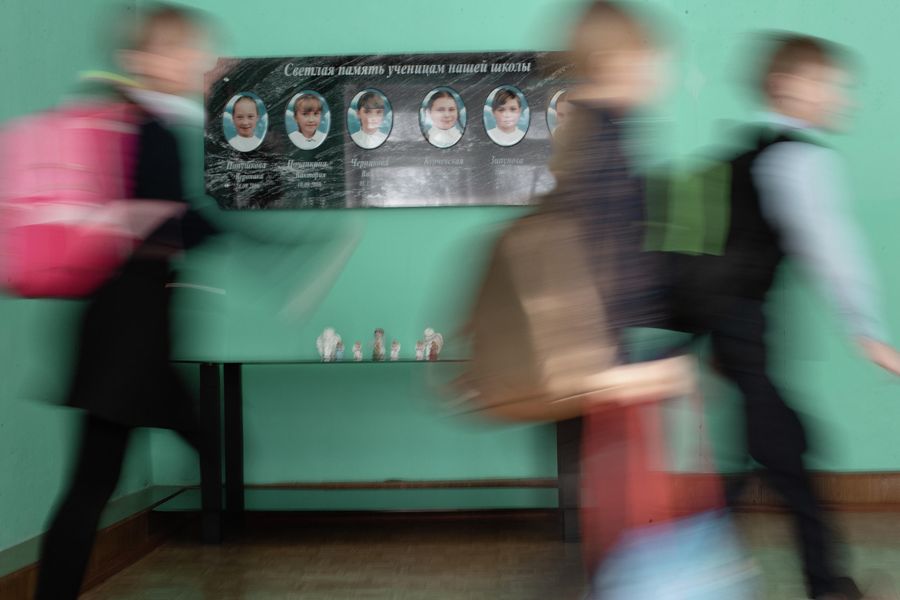 Памятная доска в школе Памятная доска в школе