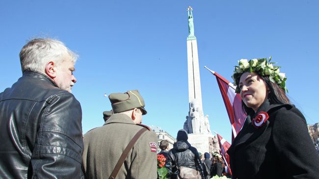 Участники марша ветеранов Ваффен СС и их сторонников в Риге Участники марша ветеранов Ваффен СС и их сторонников в Риге