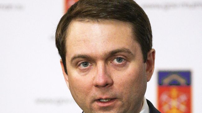 ВРИО Мурманской области Андрей Чибис во время пресс-конференции после официального представления членам областного правительства в Мурманской области