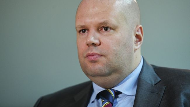 Заместитель руководителя Аппарата правительства РФ Юрий Любимов во время интервью в Москве Заместитель руководителя Аппарата правительства РФ Юрий Любимов во время интервью в Москве