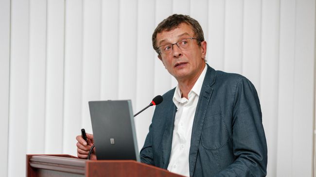 Юрий Добровольский Юрий Добровольский