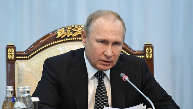 Владимир Путин во время российско-киргизских переговоров. 28 марта 2019 Владимир Путин во время российско-киргизских переговоров. 28 марта 2019