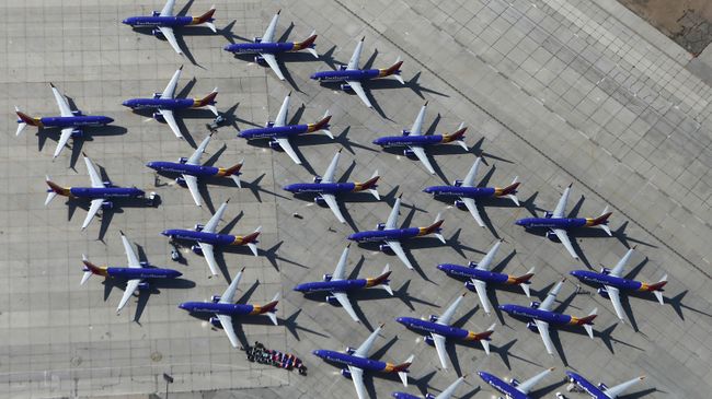 Самолеты Boeing 737 MAX авиакомпании Southwest Airlines в аэропорту Южной Калифорнии Самолеты Boeing 737 MAX авиакомпании Southwest Airlines в аэропорту Южной Калифорнии