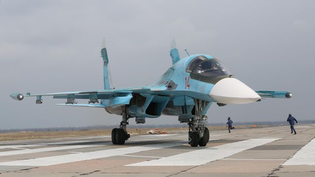 Истребитель-бомбардировщик Су-34 Истребитель-бомбардировщик Су-34