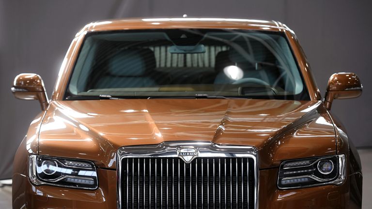 Автомобиль Aurus в Государственном научном центре РФ ФГУП НАМИ в рамках проекта Открой#Моспром в Москве Автомобиль Aurus в Государственном научном центре РФ ФГУП НАМИ в рамках проекта Открой#Моспром в Москве