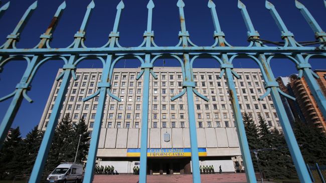 Здание ЦИК Украины в Киеве во время выборов президента Украины. Здание ЦИК Украины в Киеве во время выборов президента Украины.